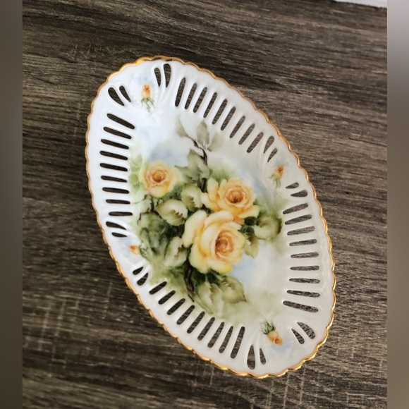 Vtg Eleanor Wiebe Porcelain Dish with 24 K Gold Trim - Picture 3 of 12